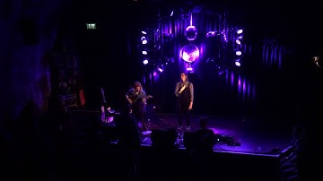 Josienne Clarke & Ben Walker: Chicago