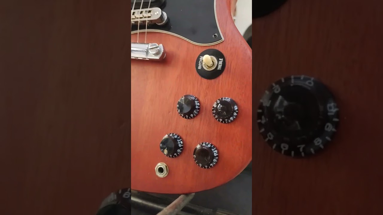 GIBSON SG SPECIAL FADED USA WORN CHERRY GUITAR 2010 - YouTube