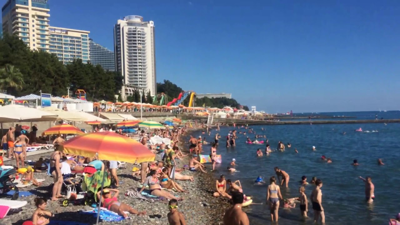 Температура моря в сочи в июле. Сочи в июле. море в сочи в июле. погода в сочи на июль. черное море в сочи в солнечную погода в октябре фото.