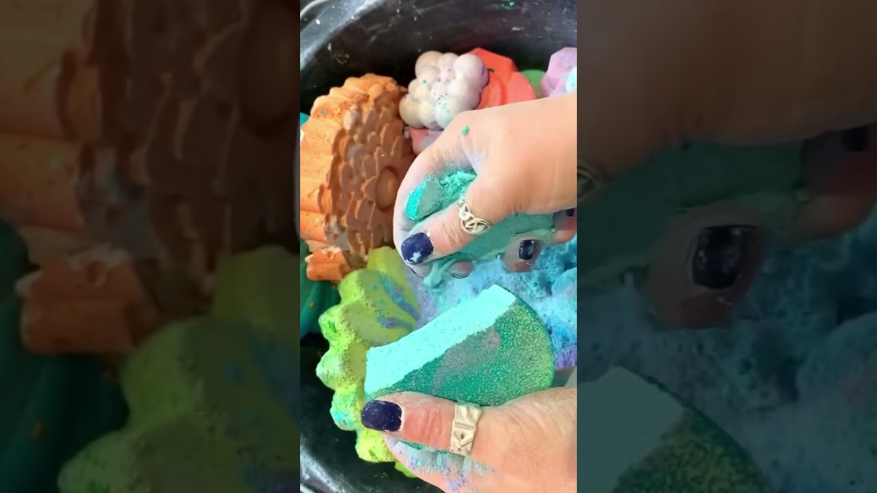 This and that #powdery #crunchy #asmr #relaxing #satisfying #stressrelief #sleepaid