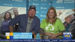 Download Garth Brooks, Trisha Yearwood, Luke Bryan On Gma Video MP3 Garth Brooks, Trisha Yearwood, Luke Bryan On Gma