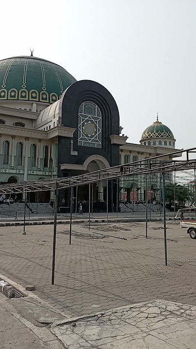 Masjidnya Pahlawan Nasional dari Bekasi KH. Noer Ali
