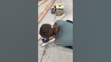 Renter friendly DIY to update your builder grade mirror!