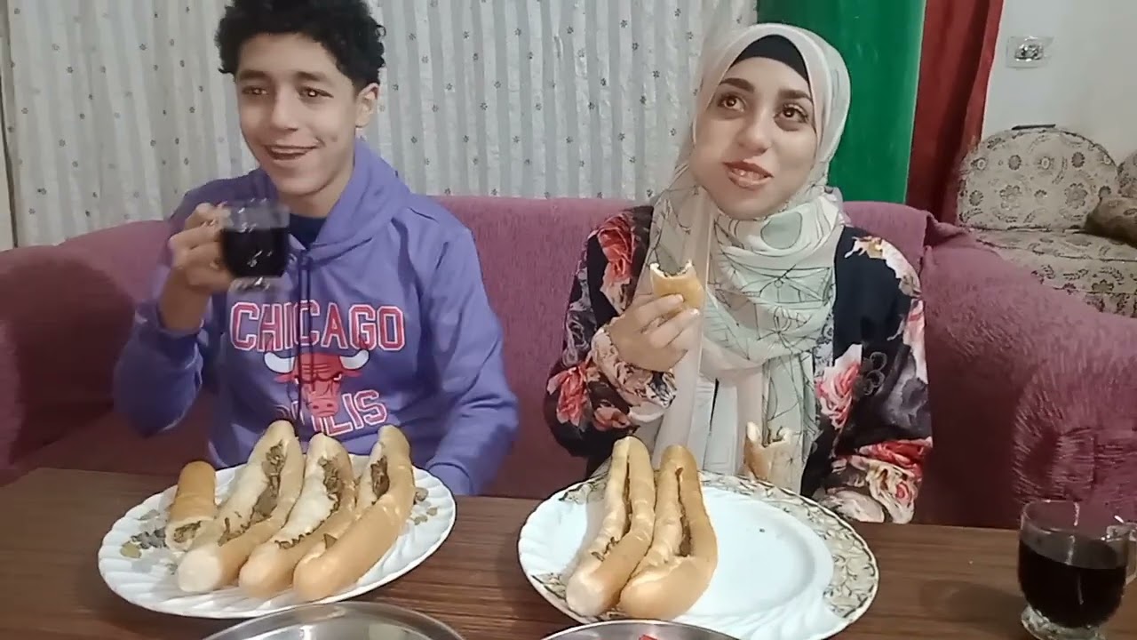 تحدي سندوتشات كبده ♥️ لا و كمان اللي حل الفيديو اكتر ابن اخويا الصغنن😹😹😹 ما تنسيش تصلي على النبي ♥️