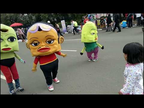 Video: Lokasi Papan Badut Fortnite - Di Mana Menemukan Papan Badut Karnaval Yang Berbeda