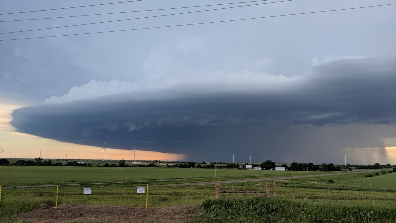 LIVE Storm Chase in Oklahoma - YouTube