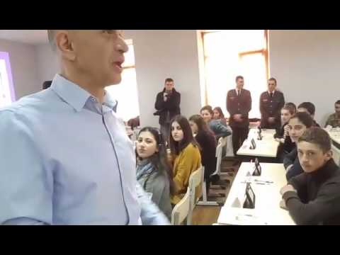 თიანეთში ''ეტალონი მოსწავლის'' ტიტულის მოსაპოვებლად ყველა სკოლის წარმომადგენელი ჩაერთო