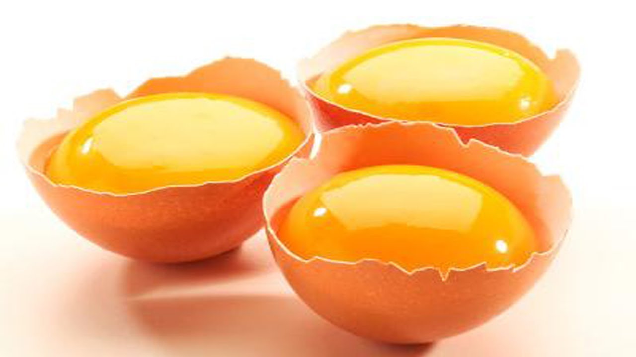 How to Dandruff Remove With Egg Yolks at Home - YouTube