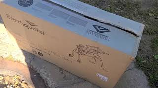 ASSEMBLING THE EART UAKE 5-TON ELECTRIC SPLITTER