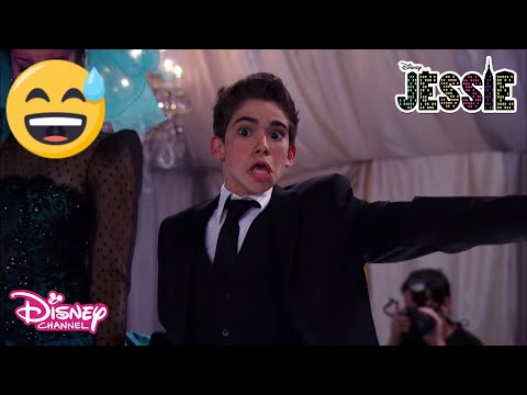 Luke Rezil Oldu 😅| Jessie | Disney Channel TR