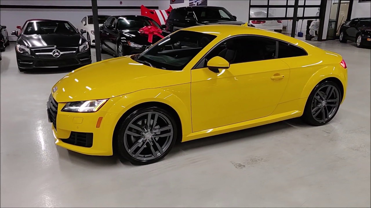 Audi tts красная