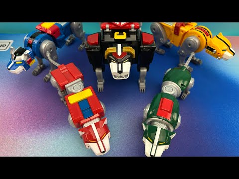VOLTRON LEGENDARY DEFENDER OF THE UNIVERSE 40 YR ANNIVERSARY COLLECTION SET