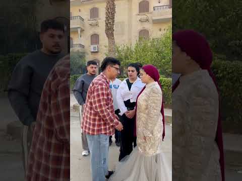 دبلة الخطوبه تهرب من يد خطيبها لتذهب إلي حبيبها