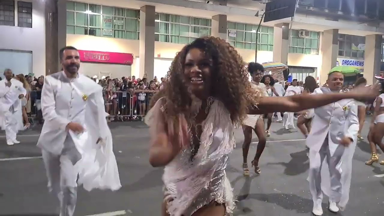 VIRADOURO 2025 | ALA A ALA ENSAIO DE RUA (12/01/2025)