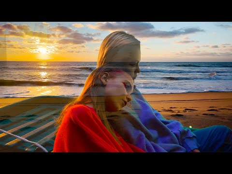 Clement Froissart - La vague aux cheveux d'or (Clip officiel)