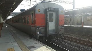 無尾豬!!!台鐵8795次迴送車嘉義進出站