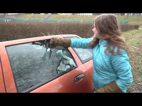 Wideo: Co się stanie, jeśli wybiję komuś szybę w samochodzie?