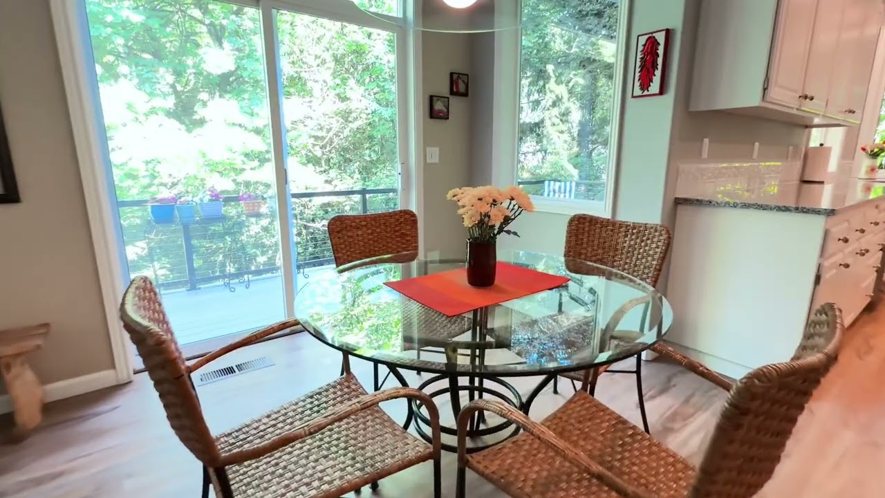 2742 SW Leah Ct, Portland, OR 97219