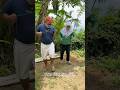 Main Egrang Batok Sama Teman Waktu Kecil