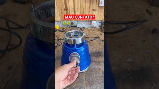 Ele liga… mas só quando quer 😳 Qual é o defeito desse liquidificador Oster? #shorts #viral #diy