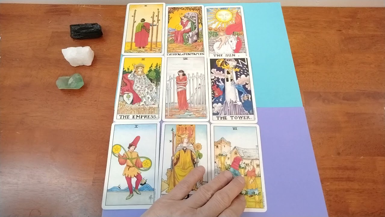 CO ONA MYŚLI, CZUJE I ZAMIERZA? Tarot dla mężczyzn, i nie tylko.