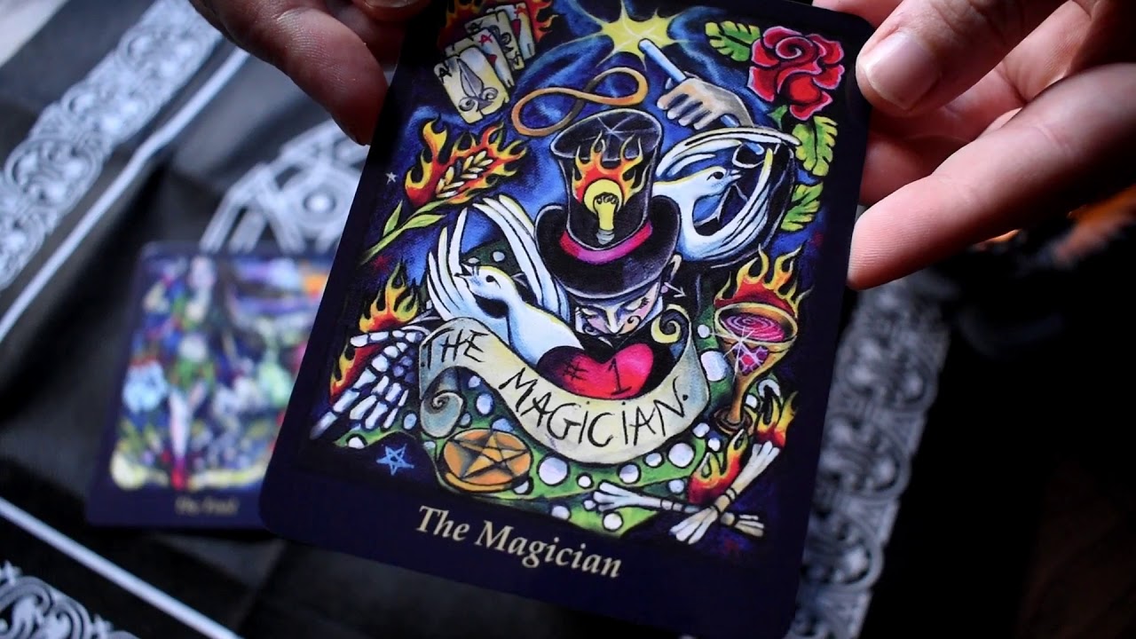 Bonefire Tarot Card Deck Review | Walkthrough