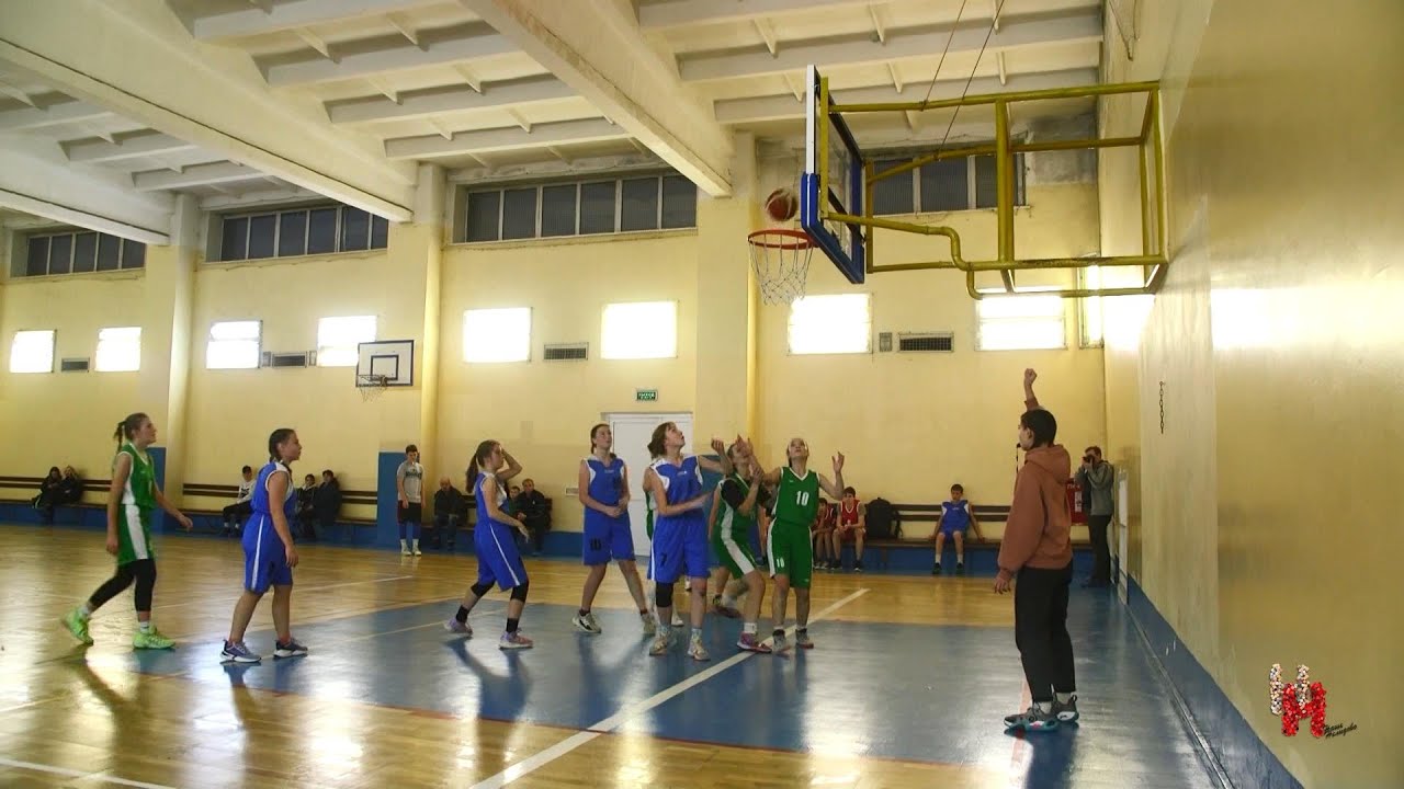 "КЭС-Баскет". Школьные команды борются за победу в чемпионате ...