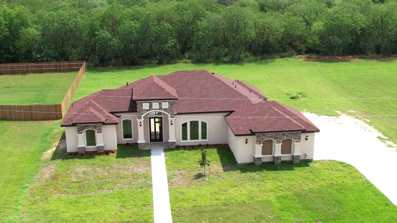 Beautiful Custom Home in La Feria, TX | Hosanna Construction & Realty