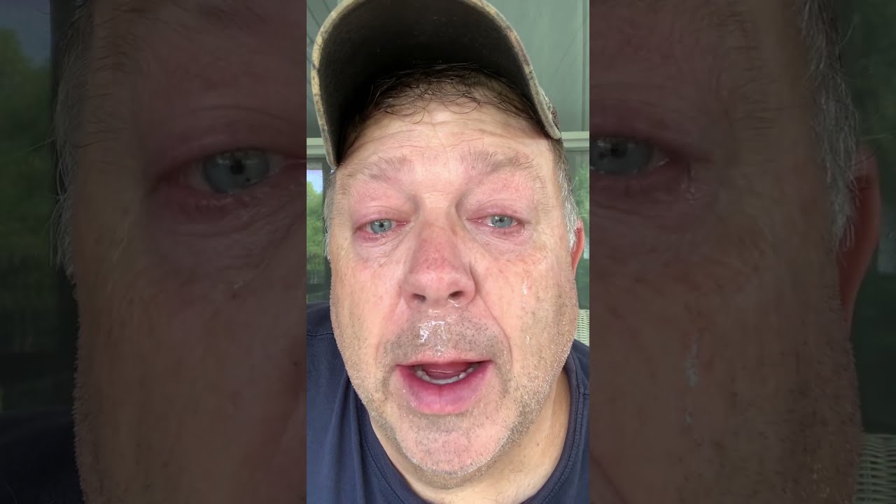 Carolina Reaper plus a Dragon’s Breath. Testing my Tolerance. NEED MORE PEPPERS.