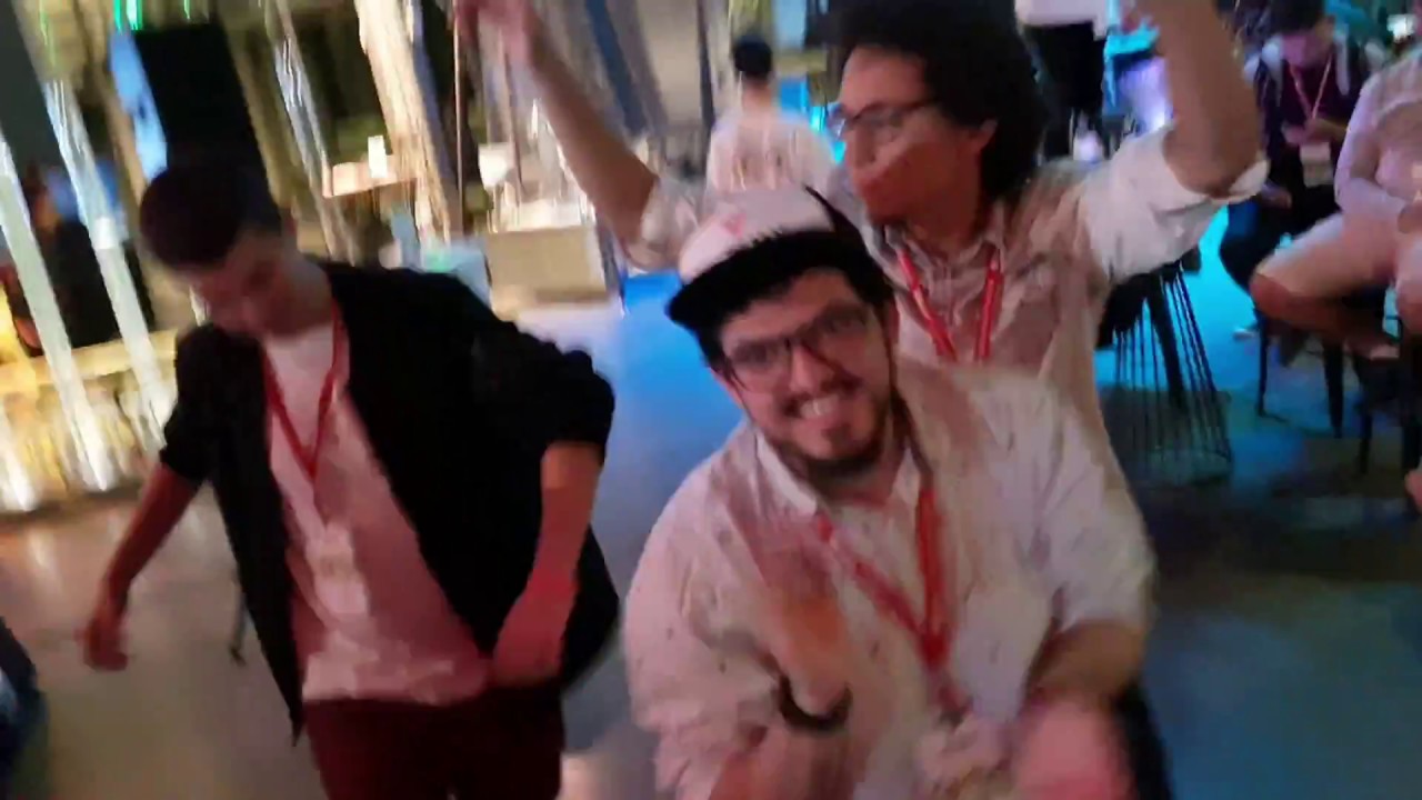 Ramener la Coupe à la Maison chez YouTube - YouTube