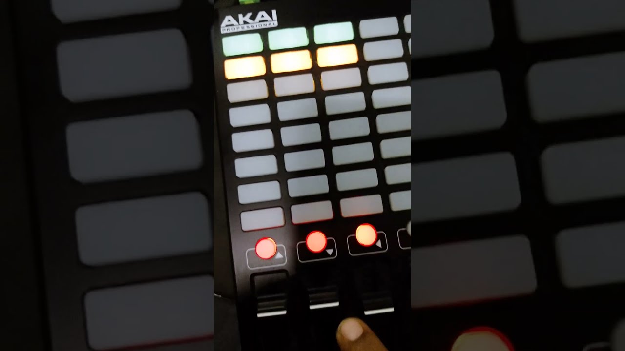 Beginner DJ Tamil Tips | Traktor Pro + Ableton Live + S4 MK3 