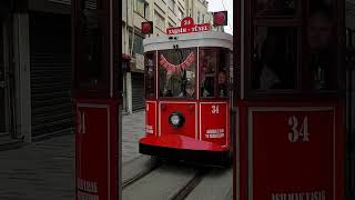 34 Taksin Tünel Red Tram Kırmızı Tramvay
