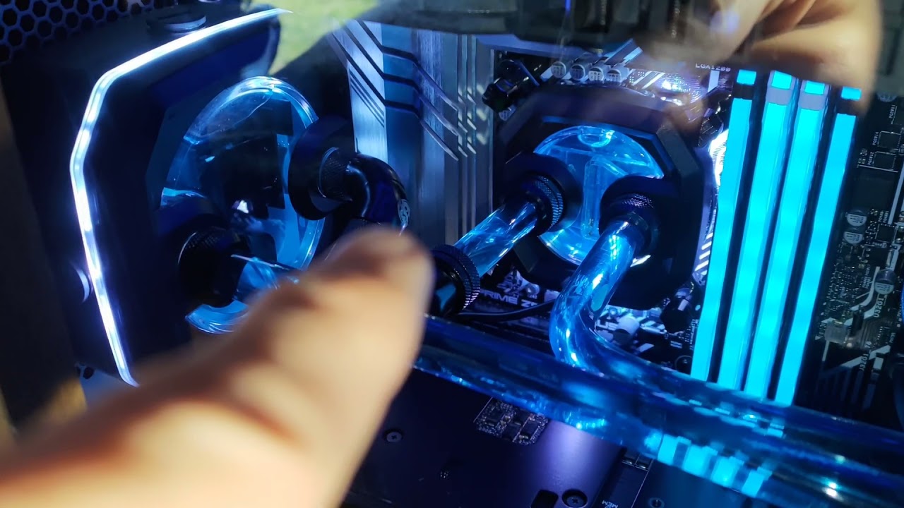 Water cooled Corsair 680x after watching JayzTwoCents