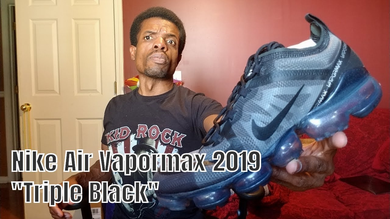 air vapormax 2019 ghost black on feet