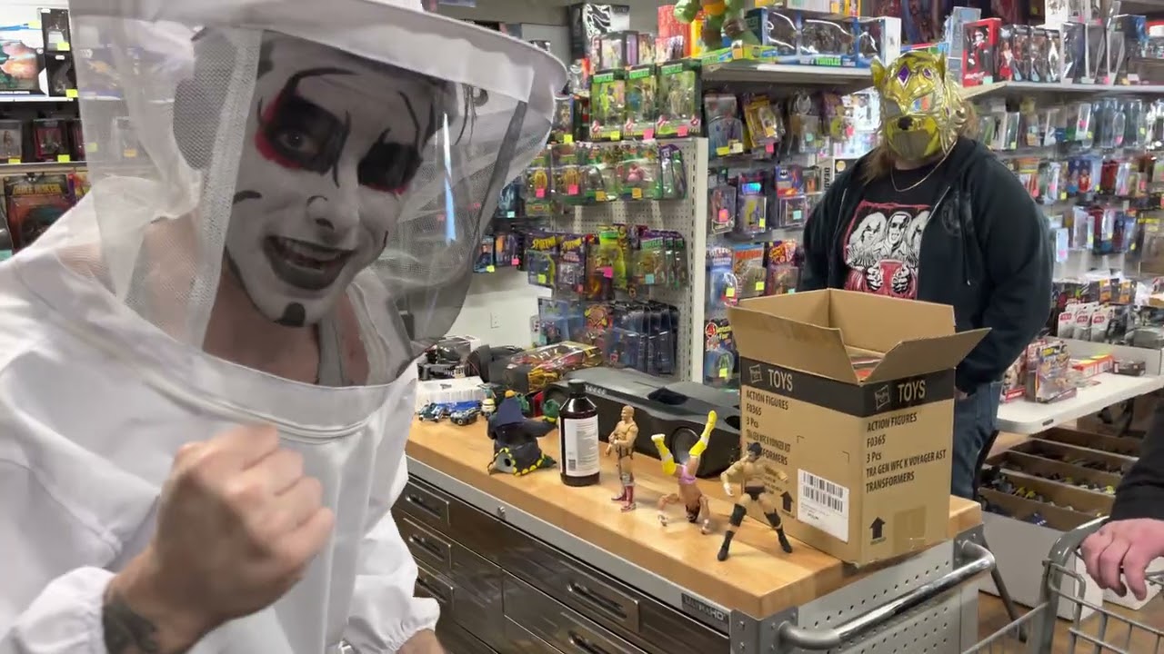Danhausen tours TOY STORE!! gets kicked out for taking free swag 
