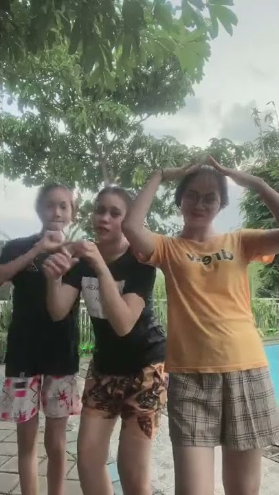 viral safira inema joget