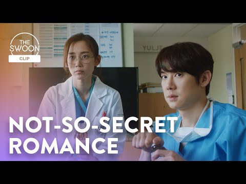 Cho Jung-seok nearly gives Yoo Yeon-seok’s secret away | Hospital Playlist Season 2 Ep 3 [ENG SUB]