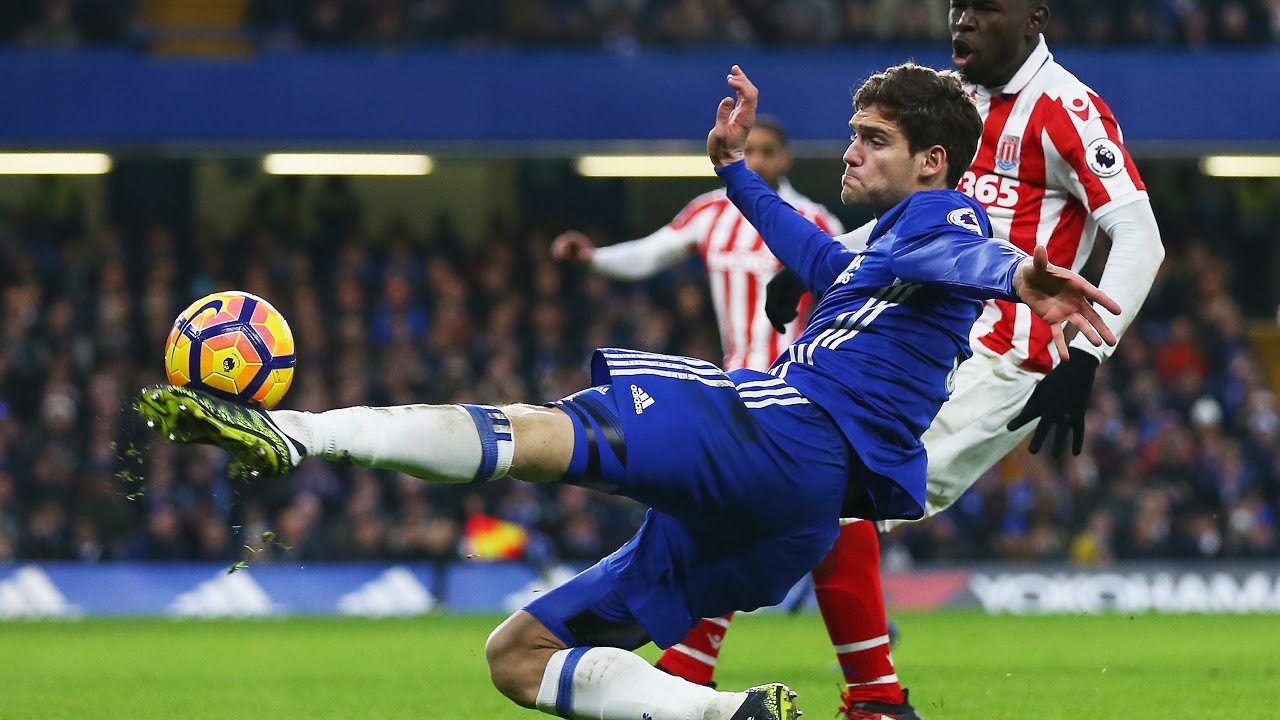oscar peterson CHELSEA v STOKE: In Pictures
