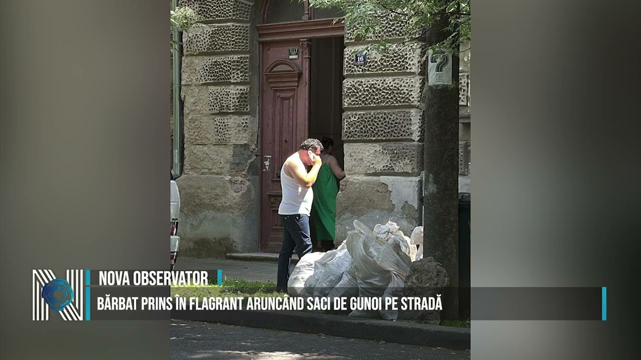 BĂRBAT PRINS ÎN FLAGRANT ARUNCÂND SACI DE GUNOI PE STRADĂ BĂRBAT PRINS ÎN FLAGRANT ARUNCÂND SACI DE GUNOI PE STRADĂ