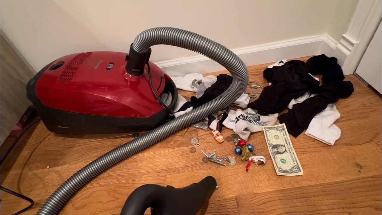HUGE mess test for the Miele (socks, screws, etc.)