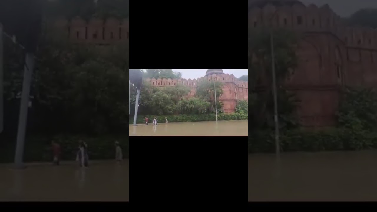 Lal quila (red fort ) in delhi faces heavy flood