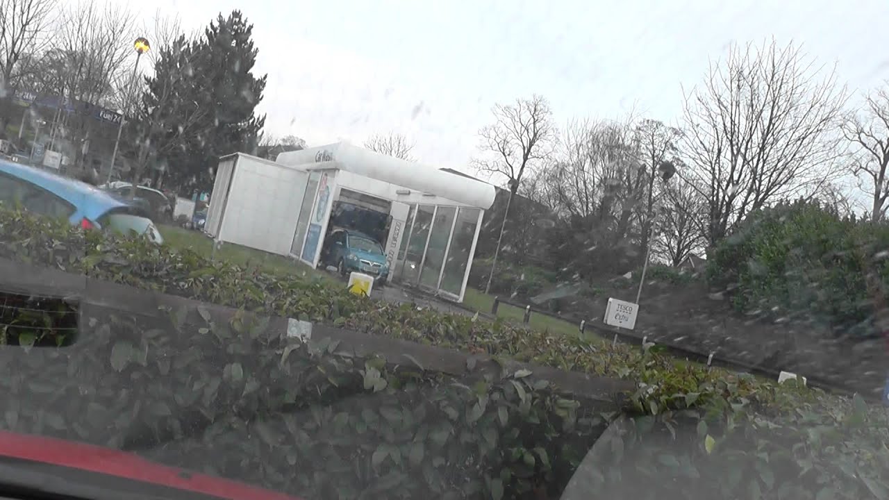 Christ Genius car wash at Tesco Extra, outside view, standard cycle