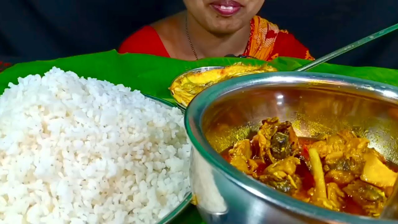 EATING SPICY 🔥 CHICKEN CURRY AND EGG OMLETTE WITH RICE, EATING SHOW, ASMR, MUKBANG