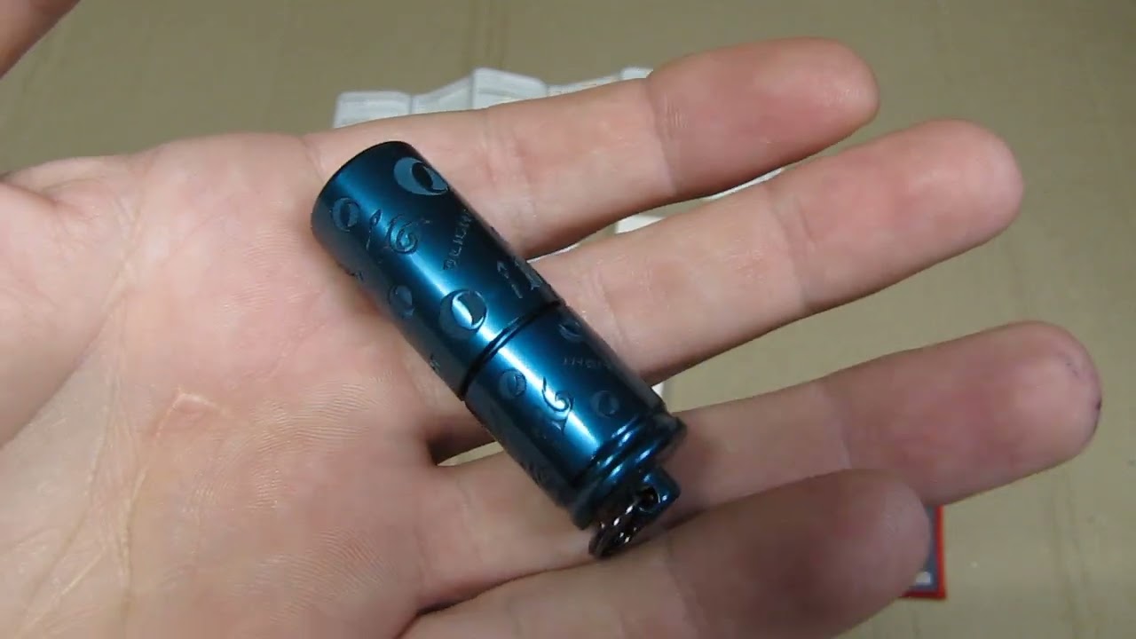 olight i16 - great color anniversary light! - YouTube