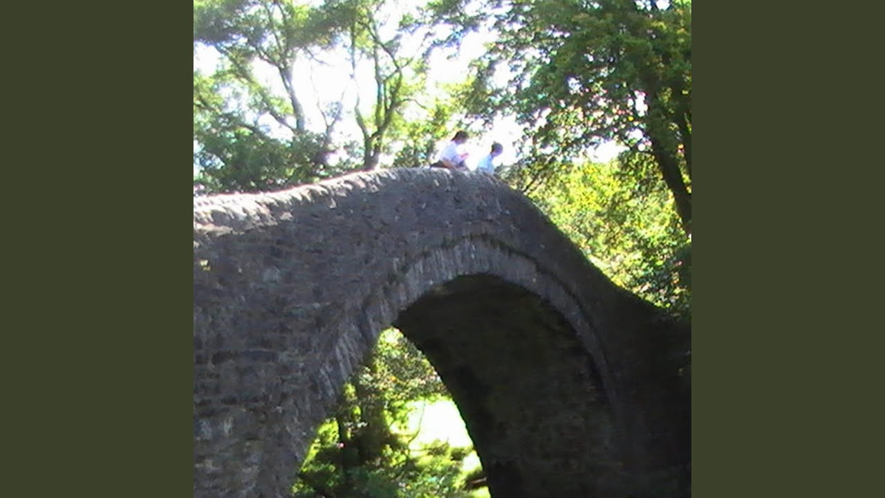 Get On adlı videoyu YouTube'da izle Get On adlı videoyu YouTube'da izle