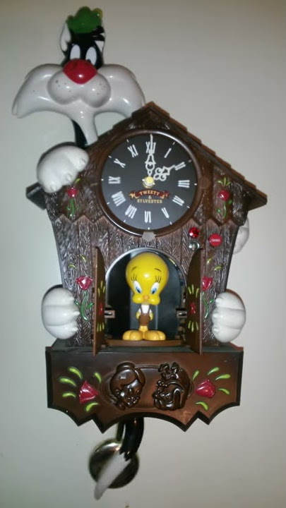 Sylvester and Tweety Bird cuckoo clock