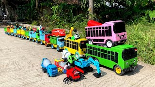 WADIDAW !! Long Tronton Truck Car Unloading Toy Cars Molen Trucks, Mixer Trucks, Excavators