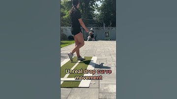 This pitch looks like it defies the laws of physics 🤩 #softball #softballpitching #shorts