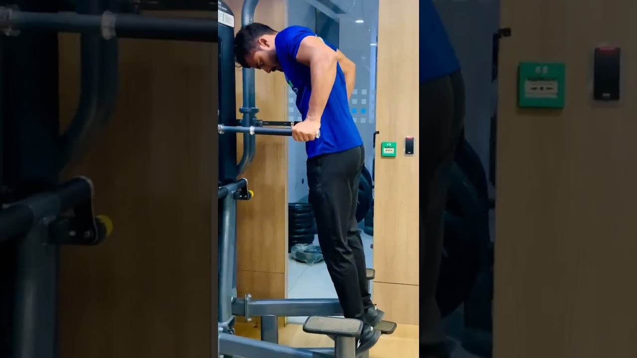 Parallel bar dips drop set  🤧💀✨ 