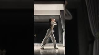 Jennie Sad Girlz Luv Money Dance Cover